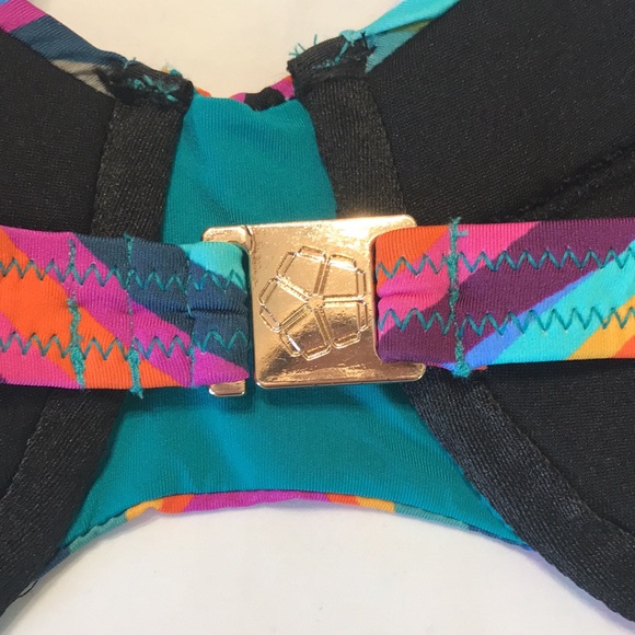 Trina Turk Louvre Underwire Bra Bikini Top Sizes 6 and 10 TOP ONLY - Picture 6 of 9